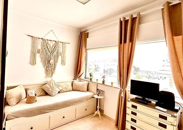 T1 Na 1 Linha Da Da Rocha Appartement *