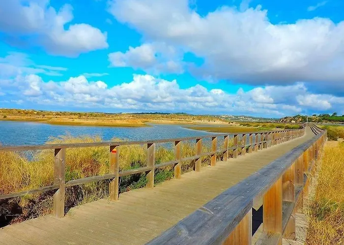 T1 Na 1 Linha Da Da Rocha Lejlighed