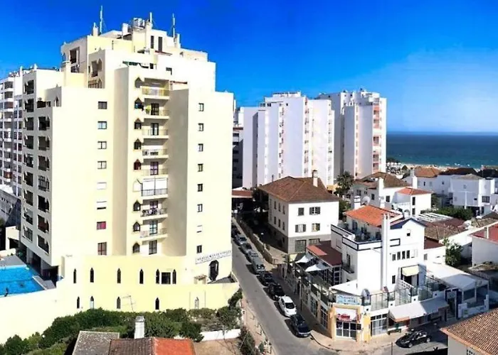 T1 Na 1 Linha Da Da Rocha Lejlighed *